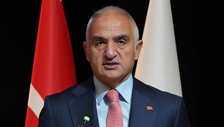 Türkçeye Katkı Sunanlar Ödüllendirildi