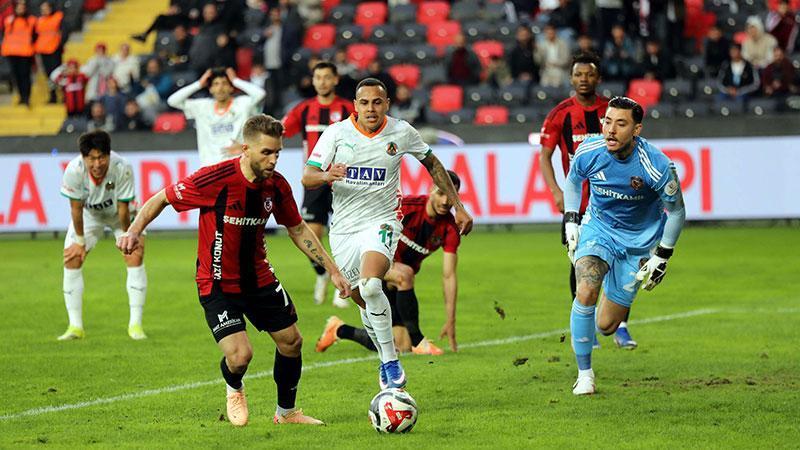 Gaziantep FK – Alanyaspor Maçı 1-1 Berabere Sona Erdi