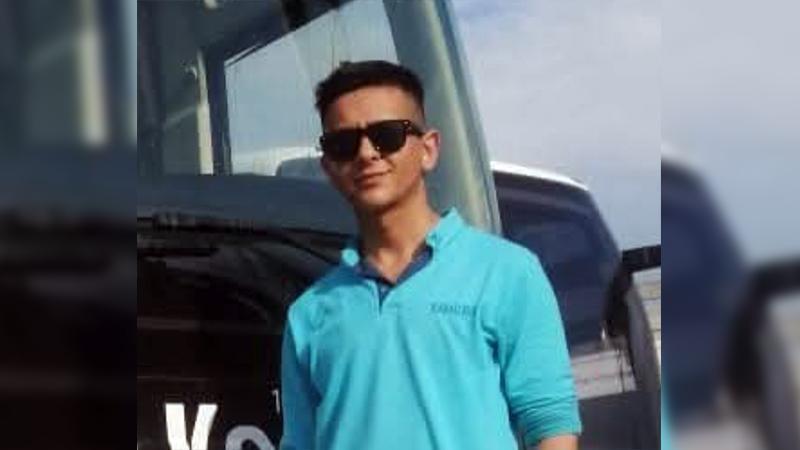 UYARI KAVGAYA DÖNÜŞTÜ! ÇAY BAHÇESİNDE BIÇAKLI SALDIRI