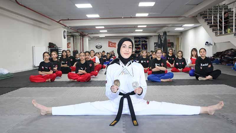 Spor Salonunun Önünde Başlayan Hikâye: İşitme Engelli Fatma Akkaya Türkiye Şampiyonu Oldu