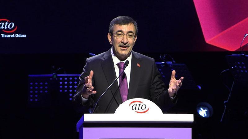 Yılmaz’dan Küresel Ekonomi ve Markalaşma Vurgusu