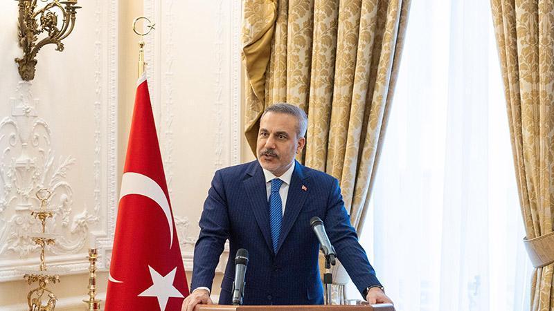 Bakan Hakan Fidan Londra’da İş Dünyası ve Chatham House ile Bir Araya Geldi