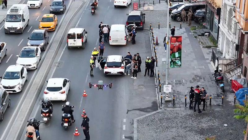 AYVANSARAY’DA GECE OPERASYONU: DRON VE NARKOTİK KÖPEKLERİ SAHADAYDI