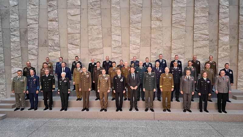 Genelkurmay Başkanı Bayraktaroğlu NATO Toplantısında İkili Görüşmeler Gerçekleştirdi