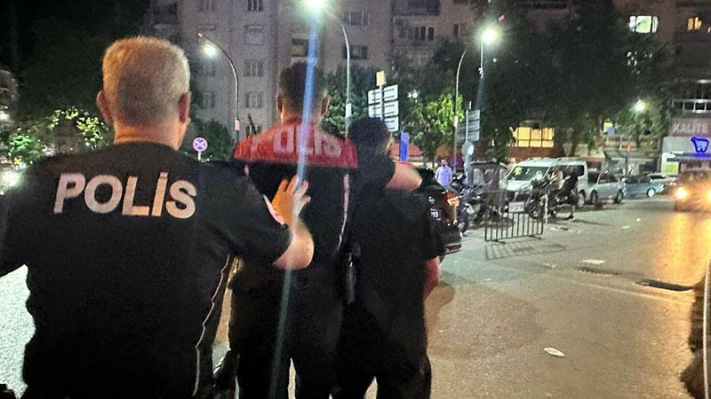 Manisa’da Şüpheli Üzerinden 1127 Sentetik Hap ve Bıçak Çıktı