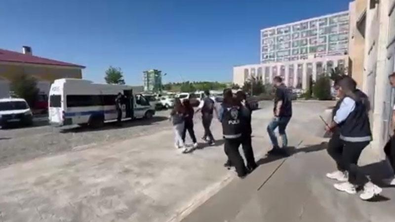 Siber Polisten Yasa Dışı Bahis Operasyonu: 5 Tutuklama