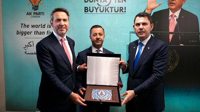 AK Parti Londra Temsilciliği’nde Teşkilat Buluşması