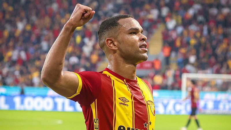 Göztepe, Juan İçin 20 Milyon Euro ve Üzeri Teklif Bekliyor