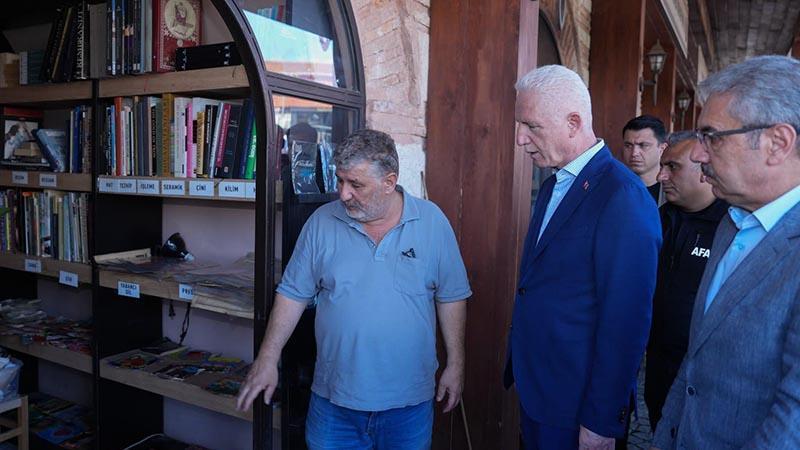 Davut Gül’den Üsküdar Sahaflar Çarşısı esnafına destek mesajı