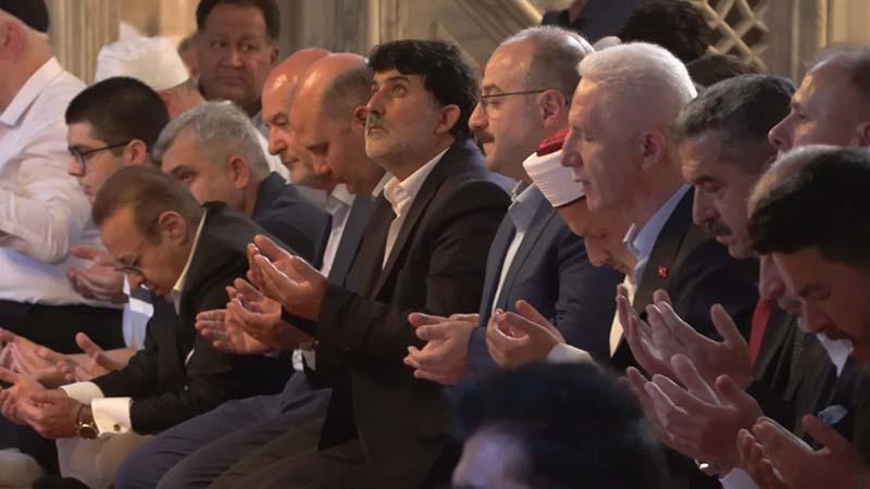 Şehzadebaşı Camii’nde 15 Temmuz Şehitleri İçin Mevlid Programı Düzenlendi