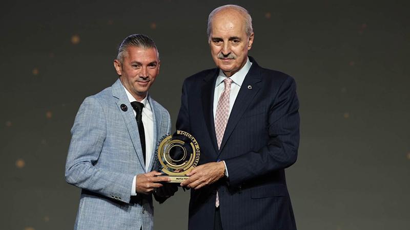 Mutlu Yuca’nın Grand Kartal Otel yangınında çektiği kareye ödül