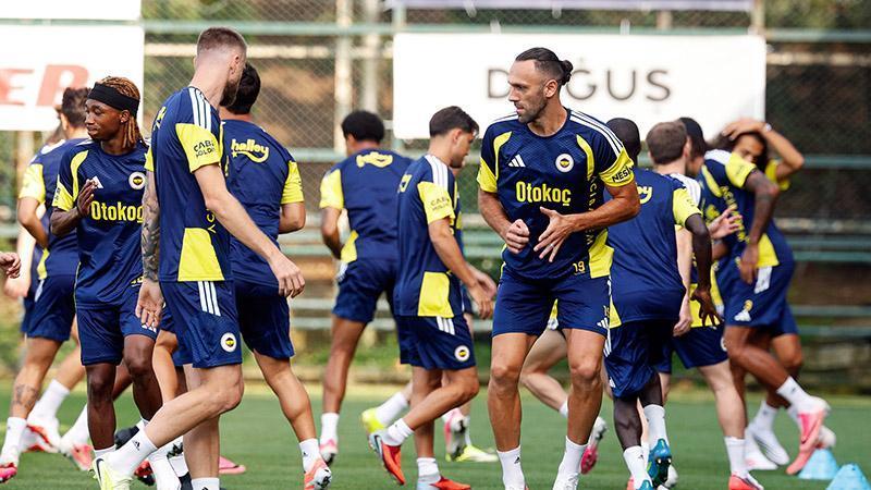 Fenerbahçe hazırlıklarını sürdürdü
