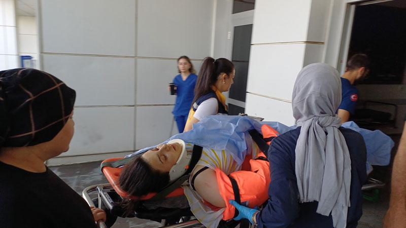 Aksaray’da Feci İş Kazası! 3’üncü Kattan Düşen 2 Çocuk Annesi Ağır Yaralandı