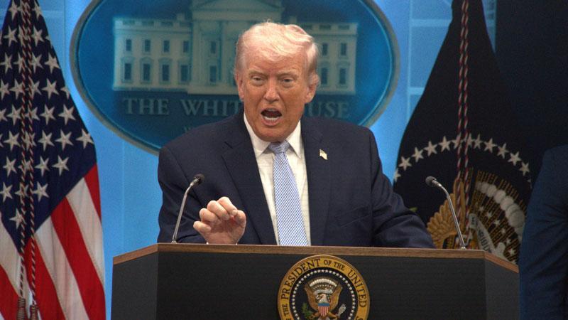 Trump’tan İran’a yeni tehdit: “Kazma Dağı’nı çok yakında vurabiliriz”