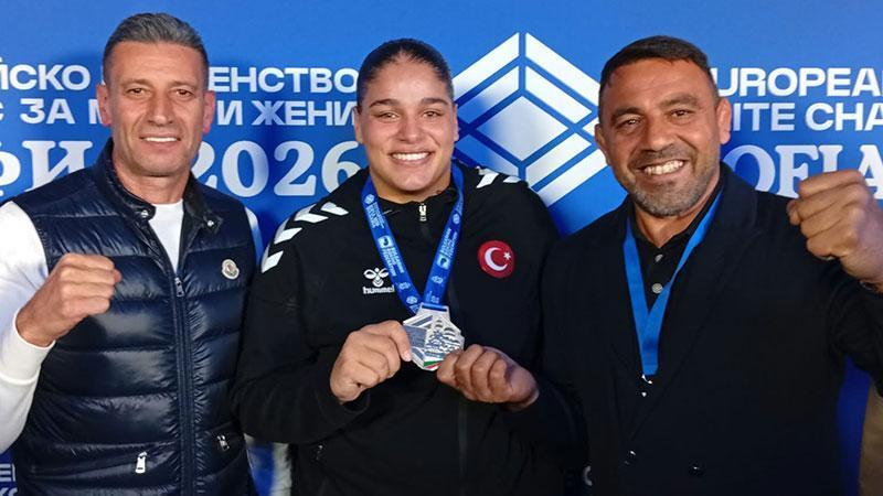 Avrupa Boks Şampiyonası’nda milliler madalyalarını aldı