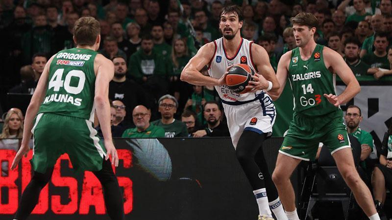 Anadolu Efes, Zalgiris Kaunas Deplasmanında Kazandı